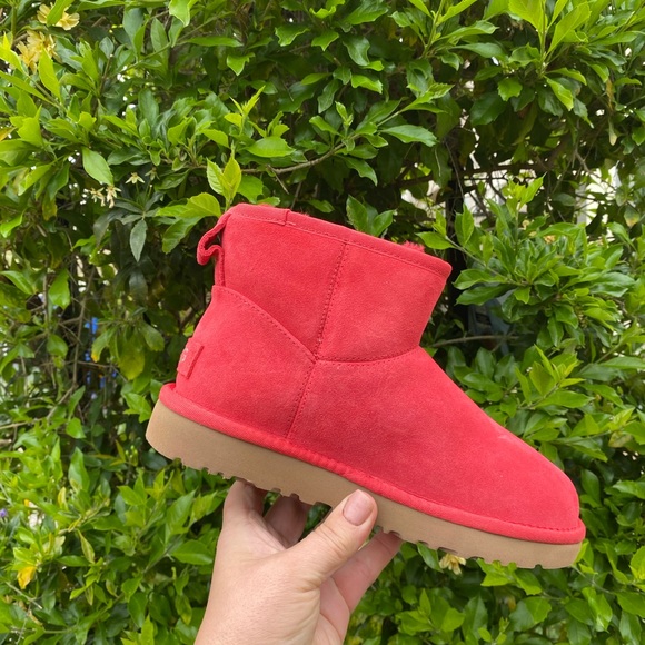 NWT UGG Classic Mini Star - Picture 5 of 10